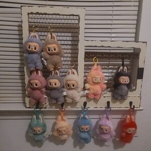 Vintage Labubu, Pop Mart, Jewlery Display (With Hooks & Chickenwire) Organizer